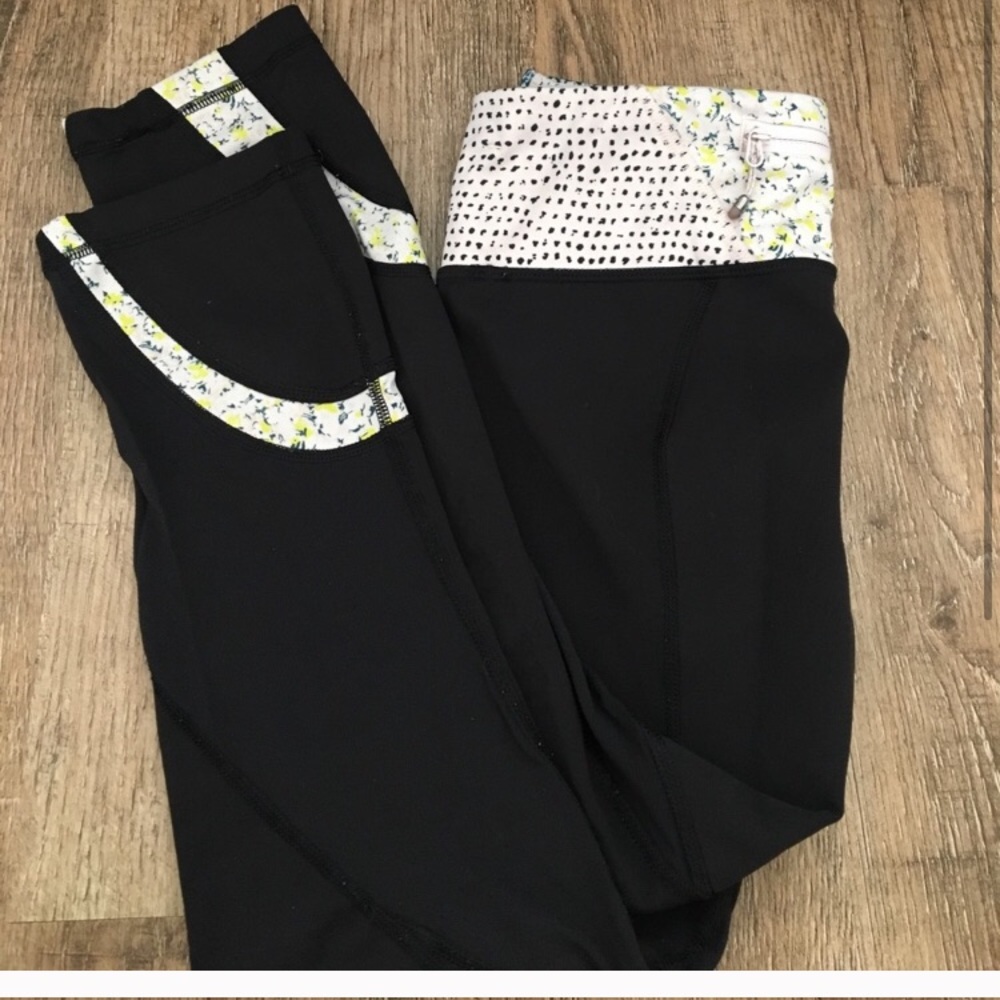 Lulu lemon yoga pants